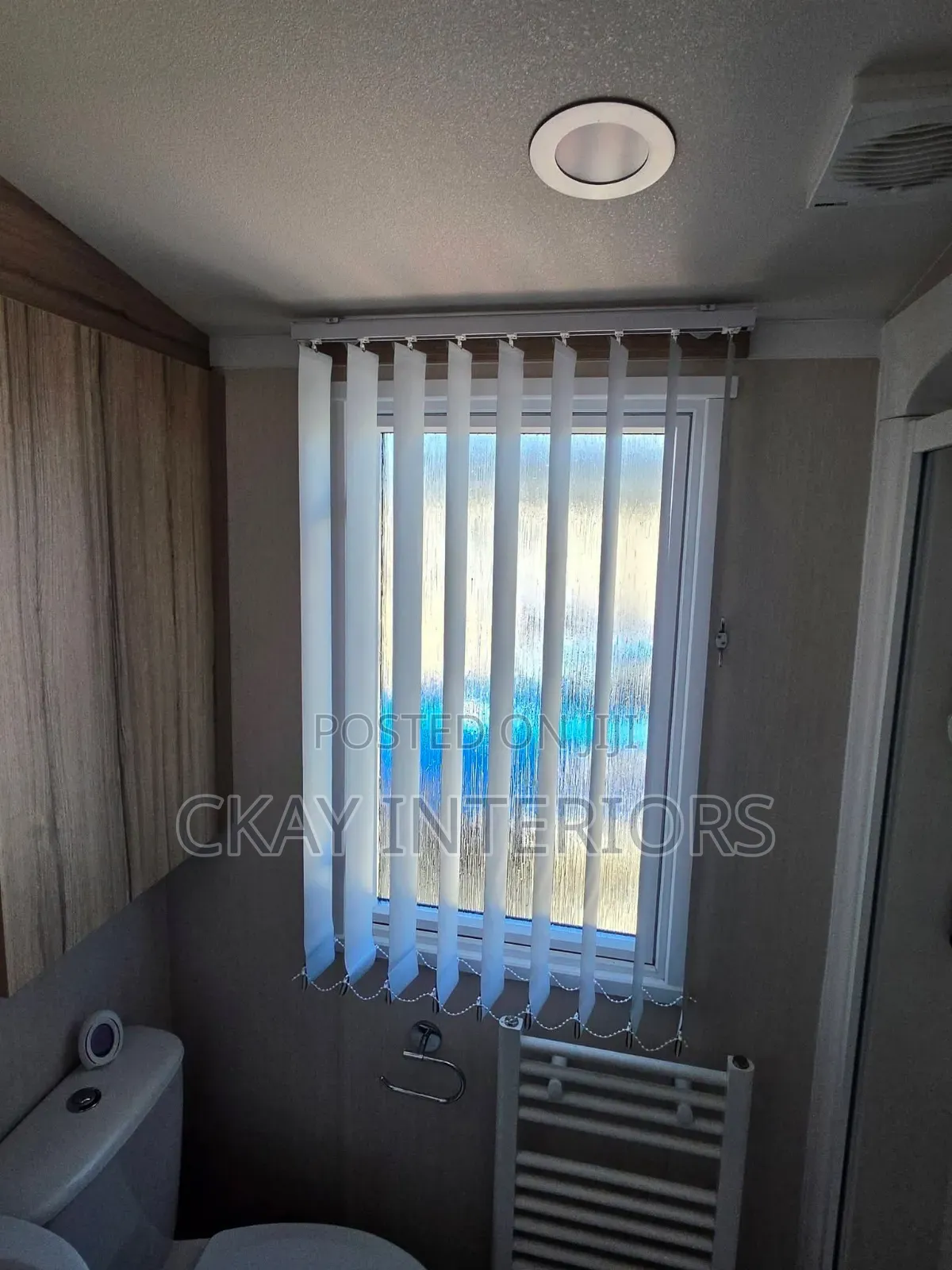 Beautiful Vertical Blind Selected to Suit Different Taste and Interior