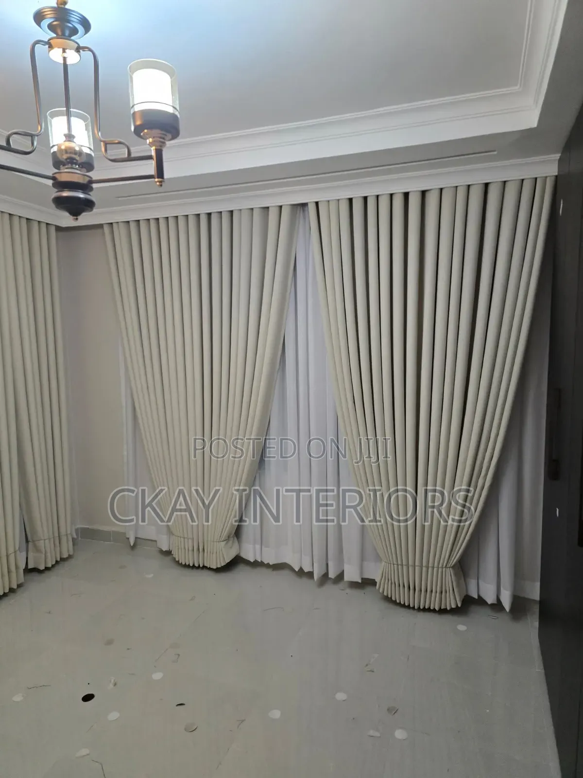 Add a Graceful Finishing Layer to Your Interior With Quality Curtains.