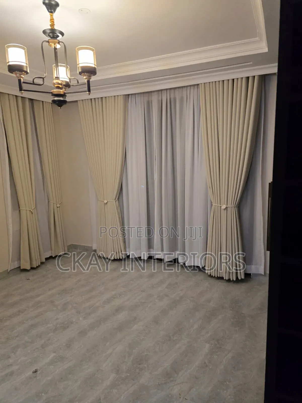Give Your Dining Area a More Polished Appearance With Stylish Curtains