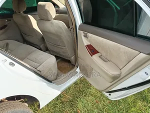 Toyota Corolla 2003 White