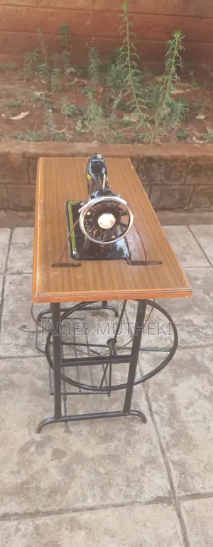 Singer Sewing Machine