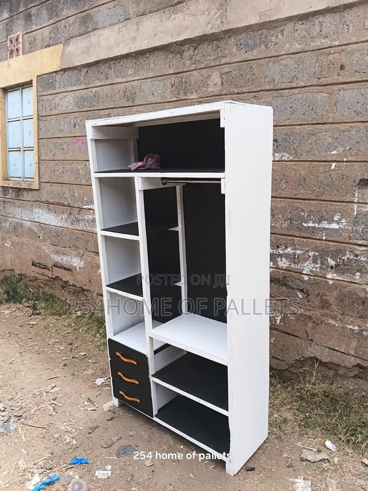 1metre by 6 Feet Cloth Rack.
