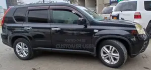 Nissan X-Trail 2.0 Petrol XE 2012 Black