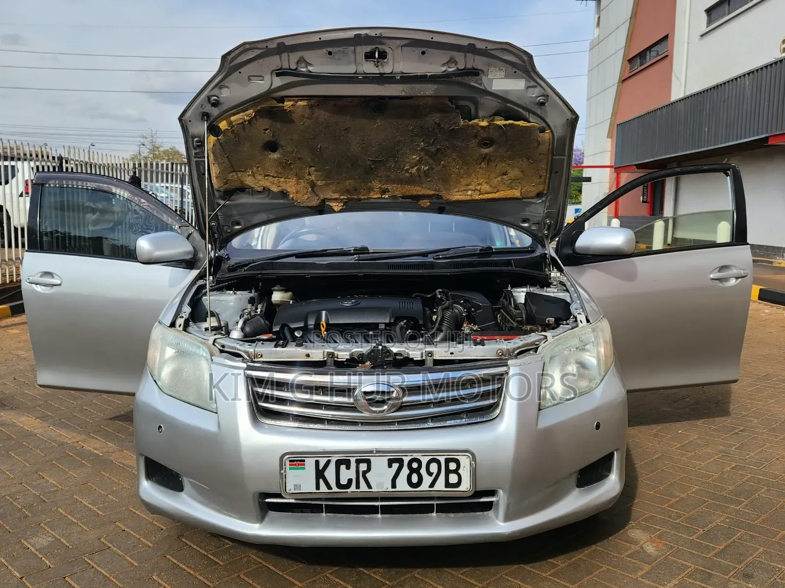 Toyota Axio 2011 Silver