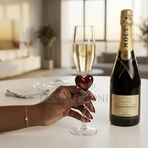 6 PCS Sleek, Twisted Stem ,Vibrant Crimson Heart Champagne Flutes