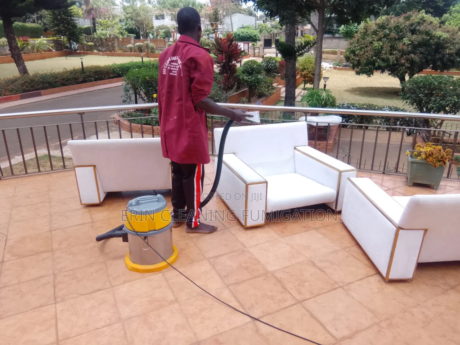 House Cleaning Sofa Upholstery