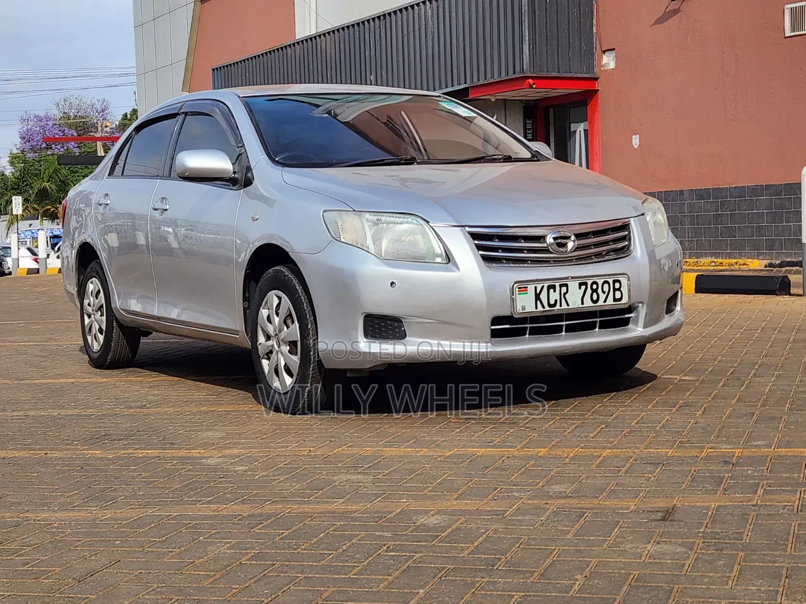 Toyota Axio 1.5 G 2WD 2011 Silver
