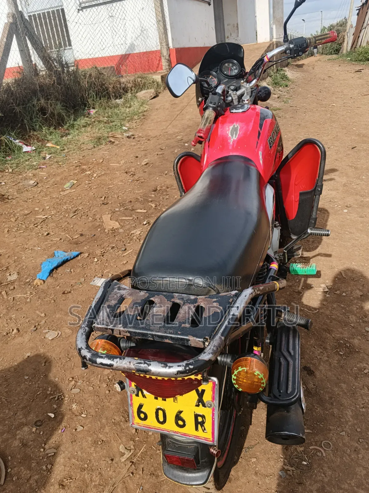 Bajaj Boxer 150 UG 2023 Red