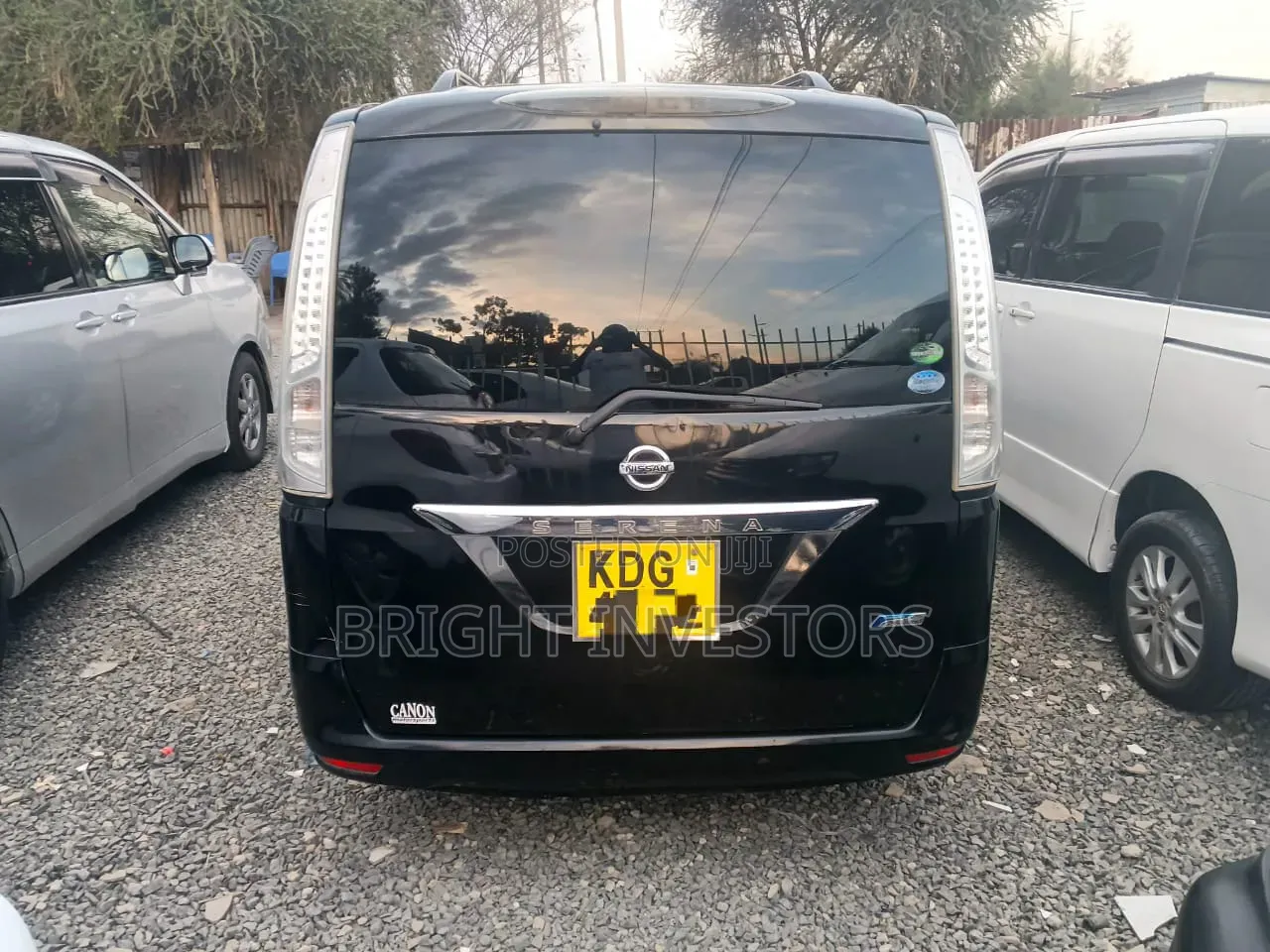 Nissan Serena 2015 Black