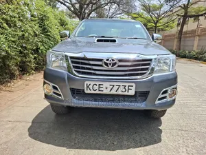 Toyota Hilux 3.0 D-4D Double Cab 2008 Gray