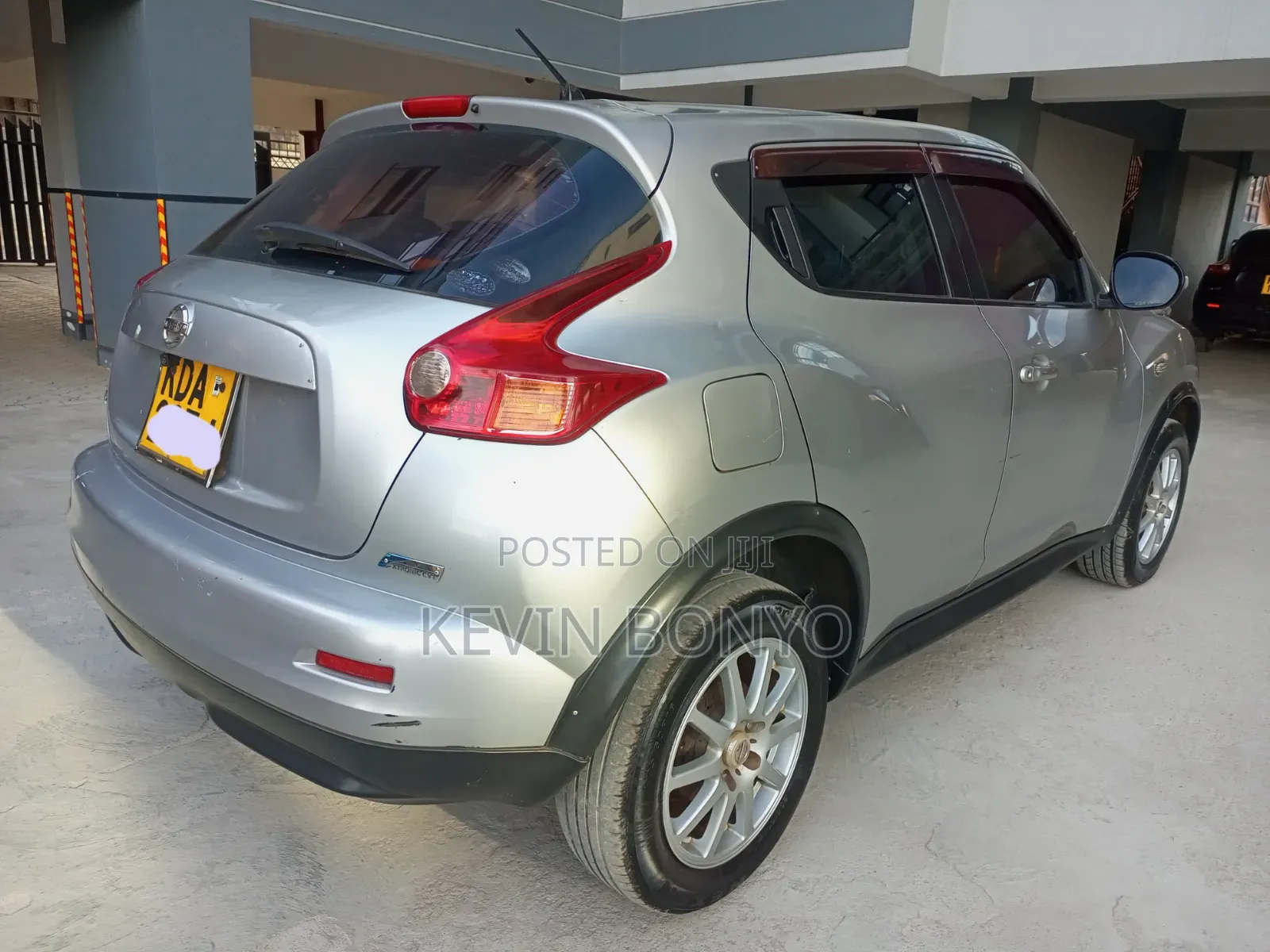 Nissan Juke 2011 Silver