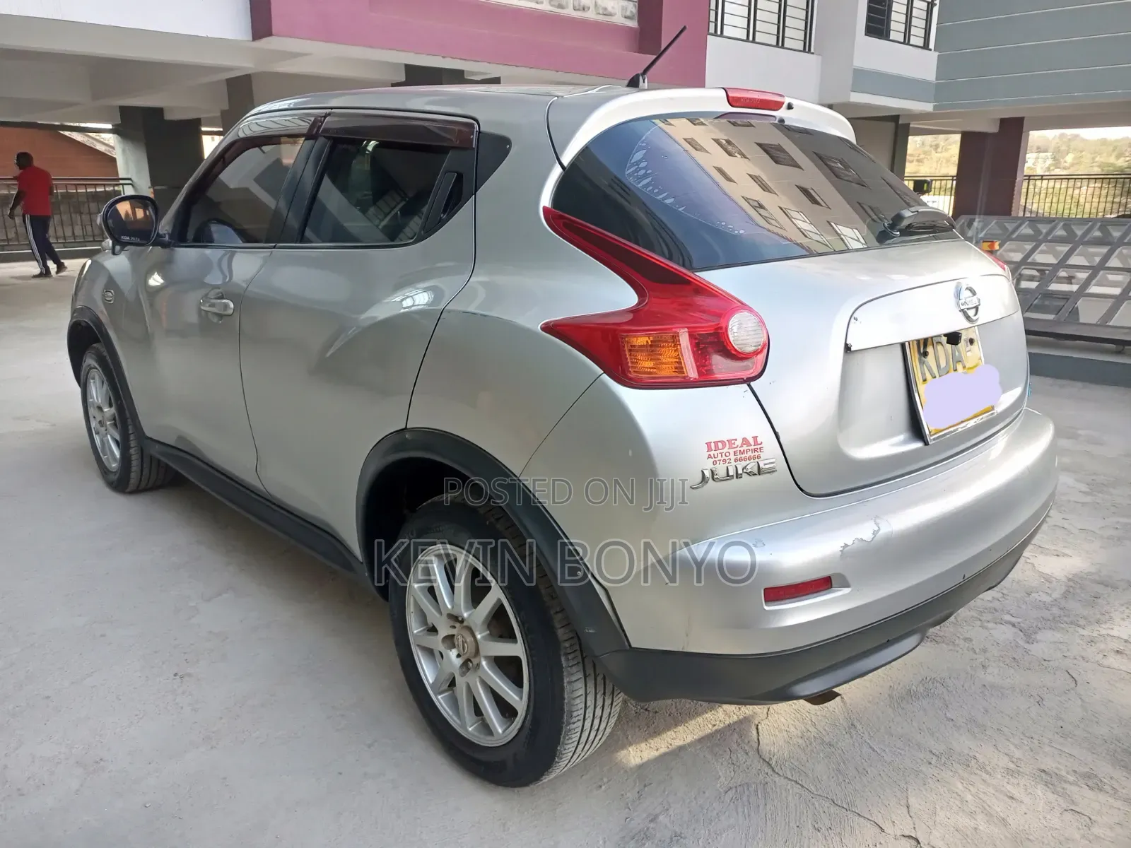 Nissan Juke 2011 Silver