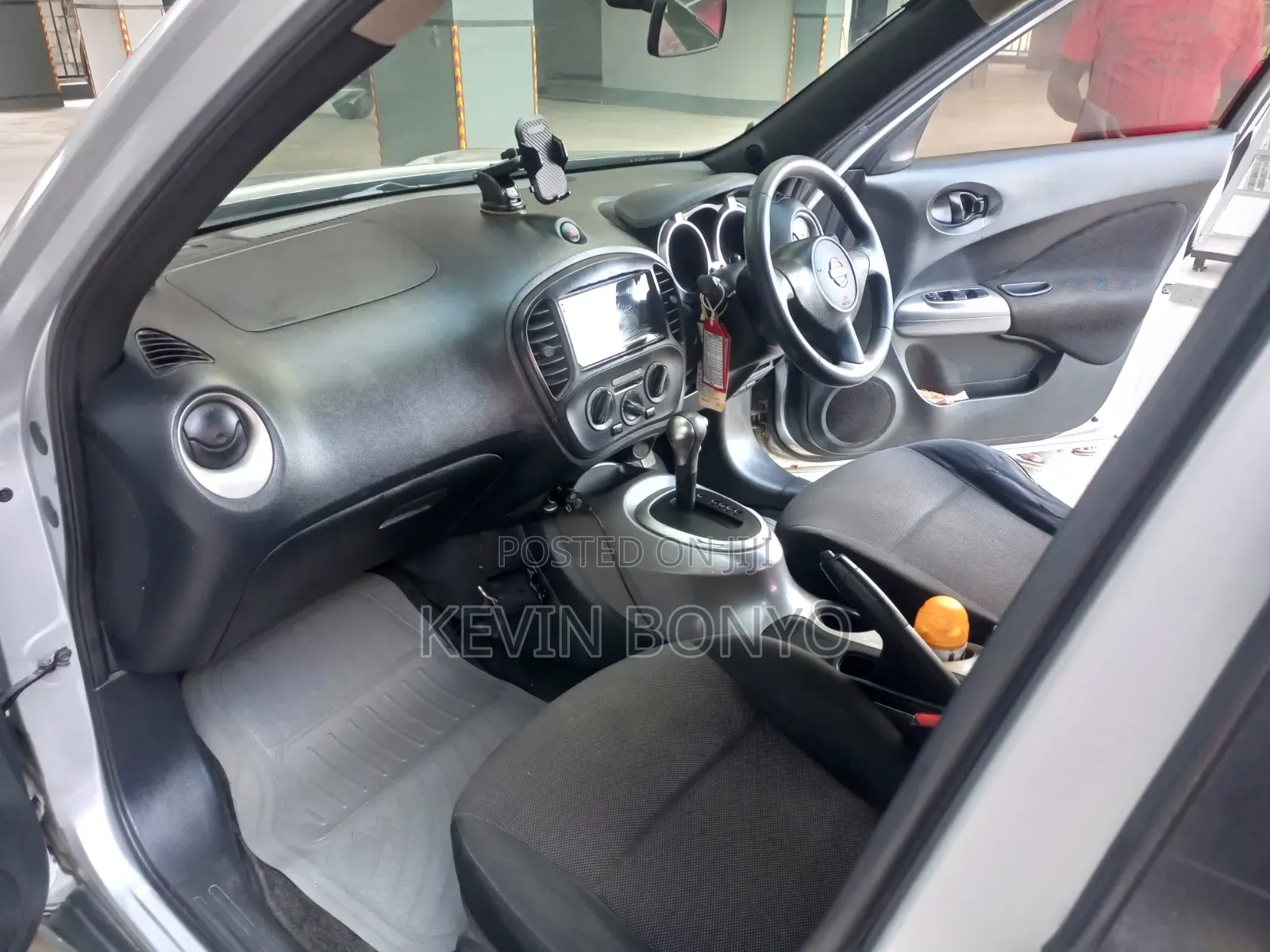 Nissan Juke 2011 Silver