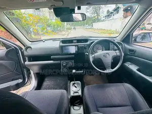 Toyota Succeed 2019 Silver