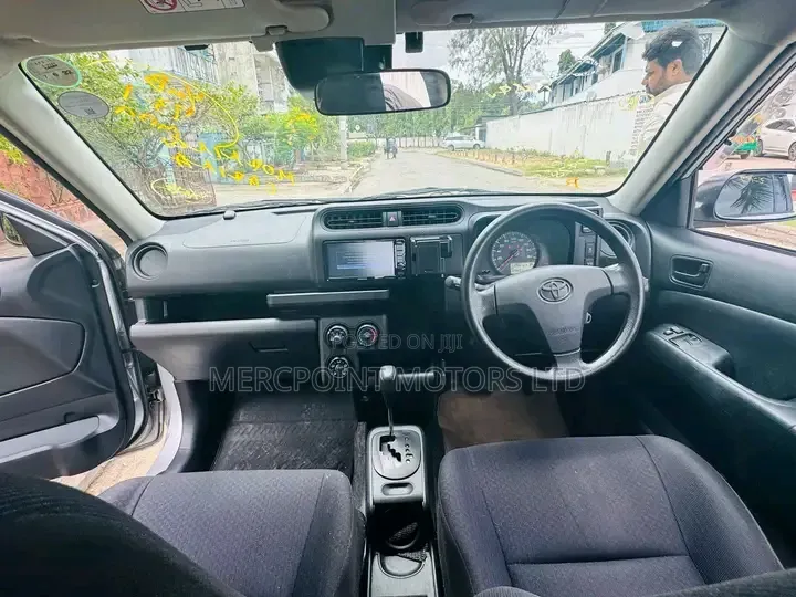 Toyota Succeed 2019 Silver