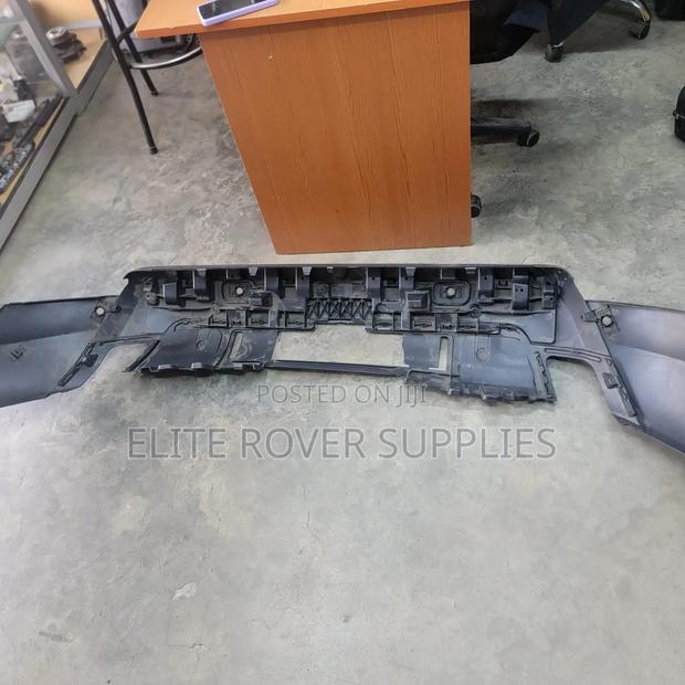 Discovery 5 Rear Bumper Shell - thumbnail 2