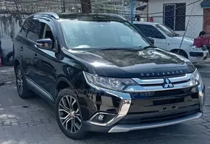 Mitsubishi Outlander 2019 Matt Black
