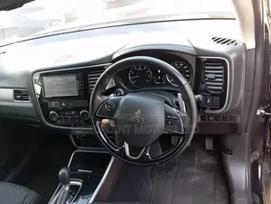 Mitsubishi Outlander 2019 Matt Black