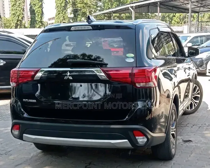Mitsubishi Outlander 2019 Matt Black