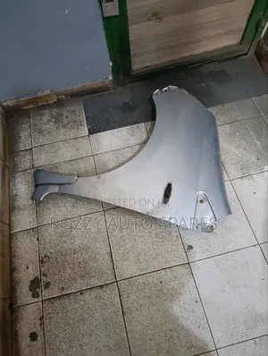 Daihatsu Mira 2013 Front Fender
