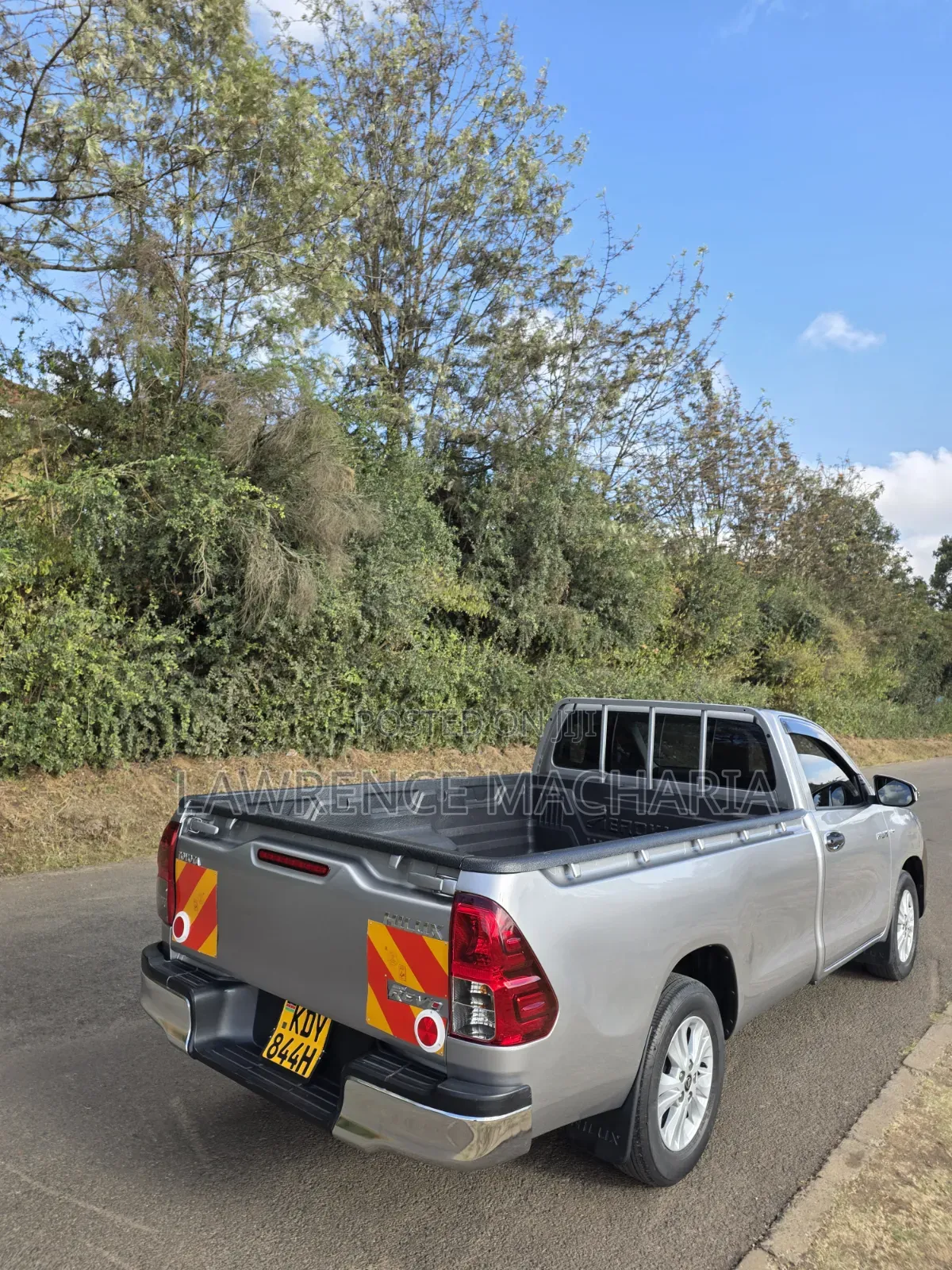 Toyota Hilux 2019 Silver