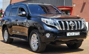 Toyota Land Cruiser 2012 Black