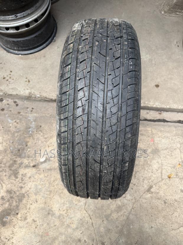 235/55r19 Goddard Tyre - thumbnail 2