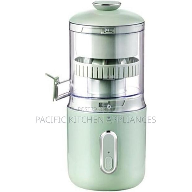 High-Quality Wireless Electric Citrus Juicer - main view