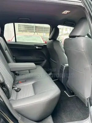 Toyota Corolla Fielder 2019 Matt Black