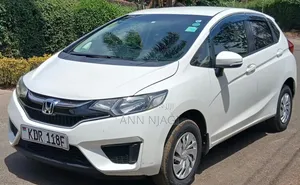 Honda Fit Shuttle 2015 White