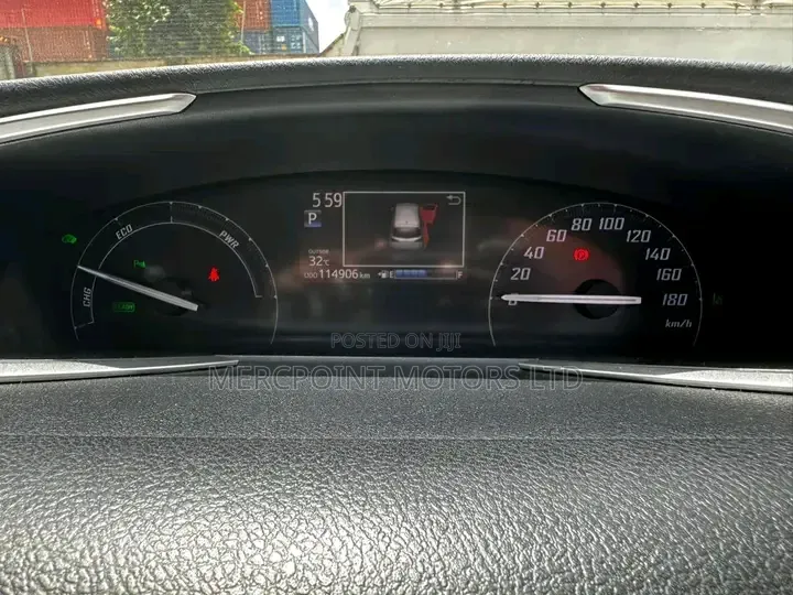 Toyota Sienta 2020 Red