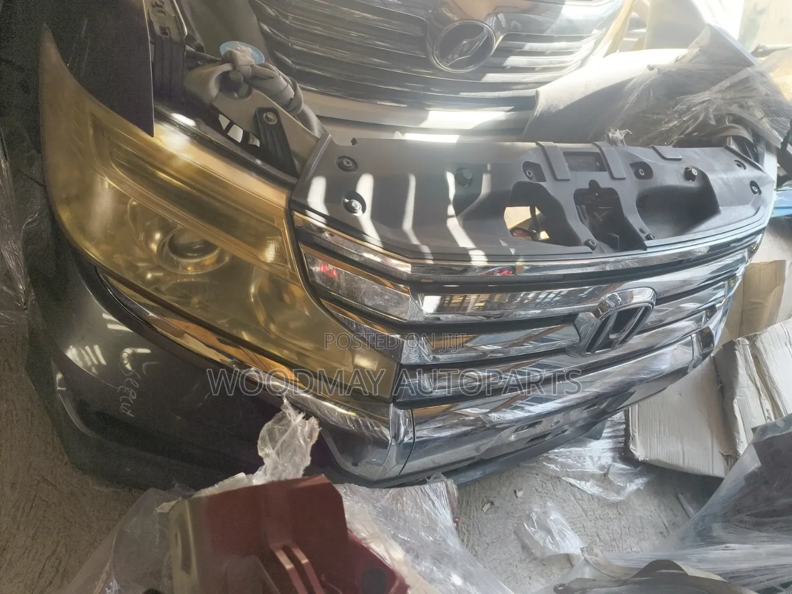 Honda Stepwagon 2012 Nosecut