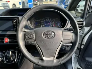 Toyota Voxy 2019 White