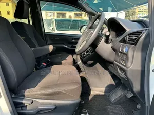 Toyota Voxy 2019 White