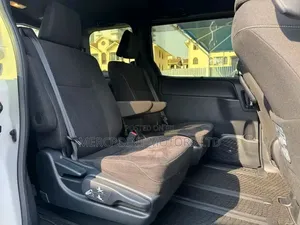 Toyota Voxy 2019 White