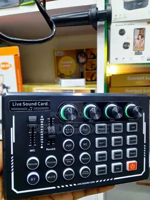 Bluetooth Sound Card Audio Mixer for Podcasting & Mobile Recording