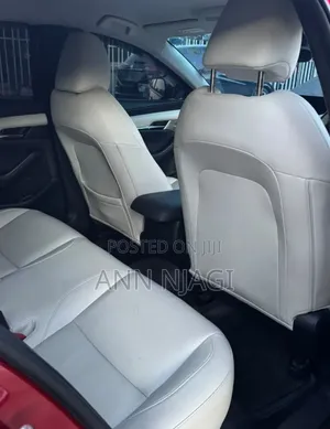 Mazda Axela 2019 Red