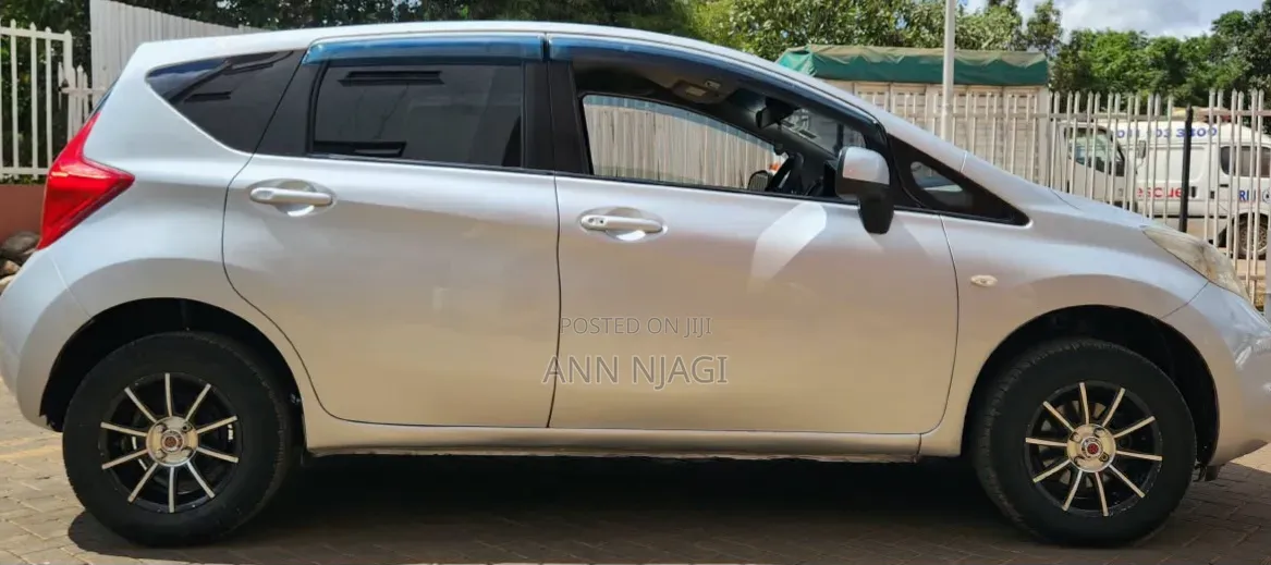 Nissan Note 2014 Silver