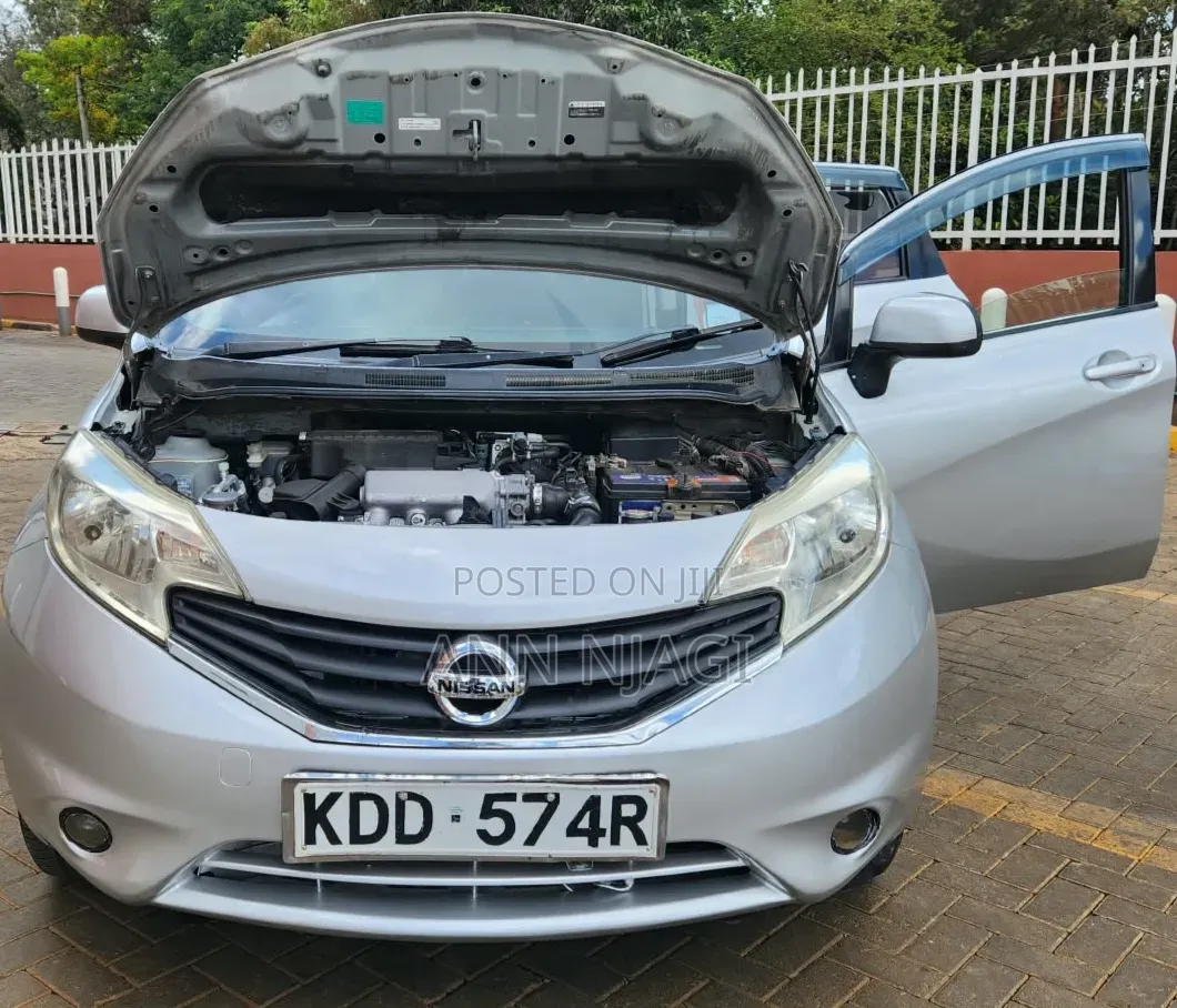 Nissan Note 2014 Silver