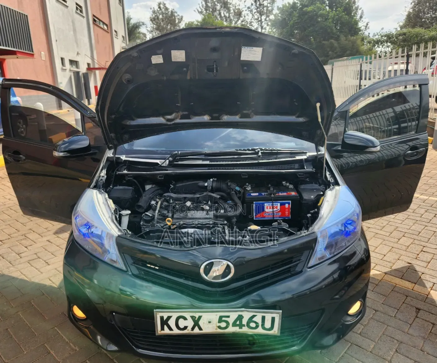 Toyota Vitz 2012 Black