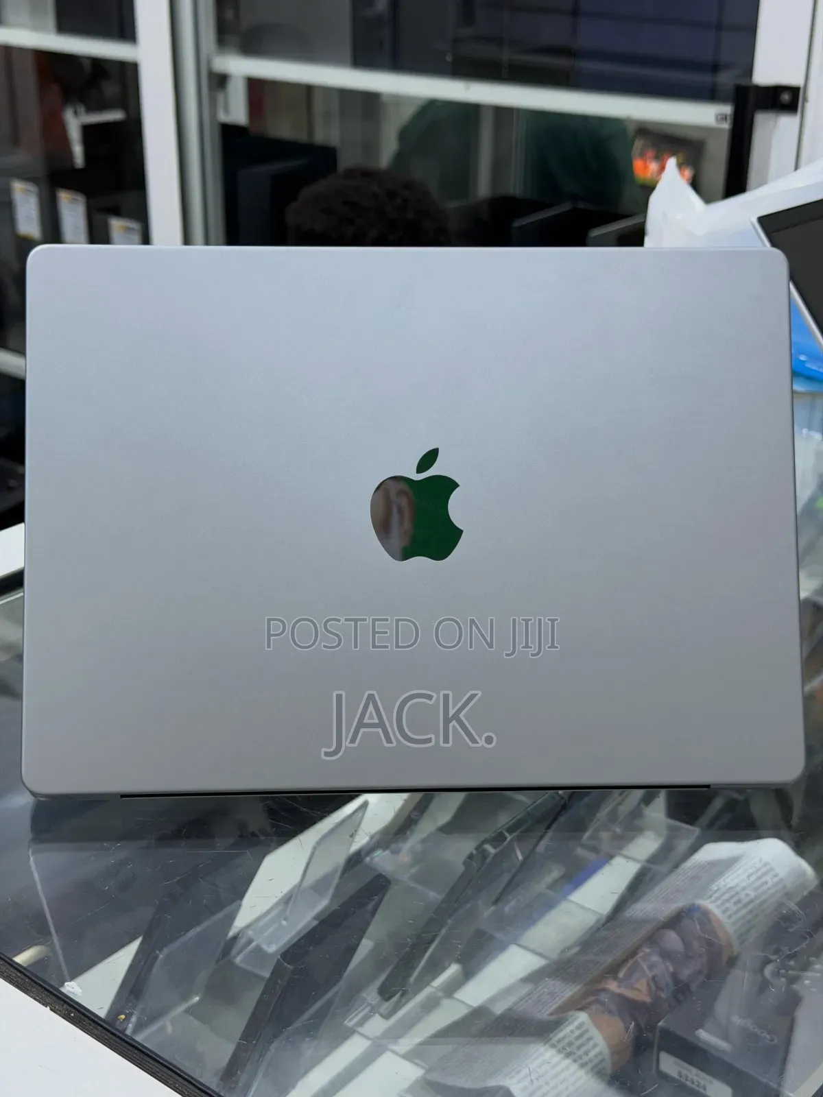Laptop Apple MacBook Pro 2023 M2 Pro 16GB Apple M2 SSD 1T