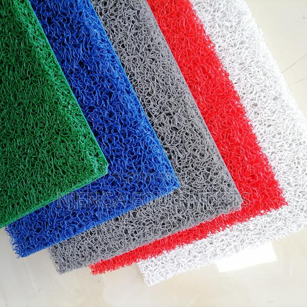 Spaghetii Carpet - thumbnail 2