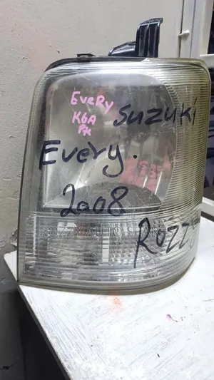 Suzuki Every 2008 Headlight