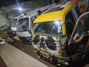 Nissan Caravan (Urvan) 2011 White