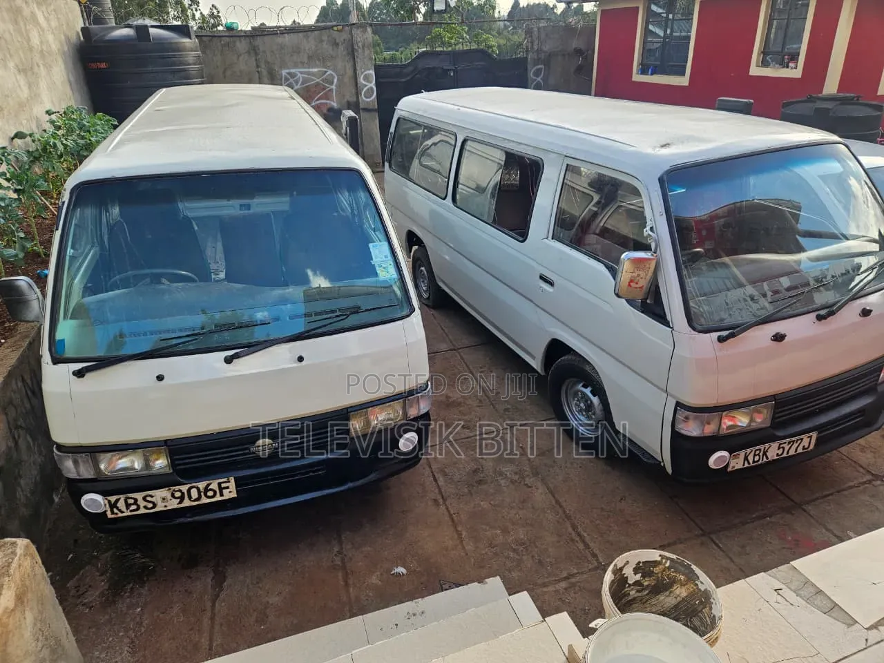 Nissan Caravan (Urvan) 2011 White