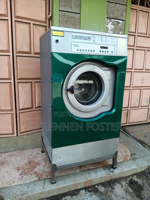 Commercial Laundry Machine - thumbnail 7