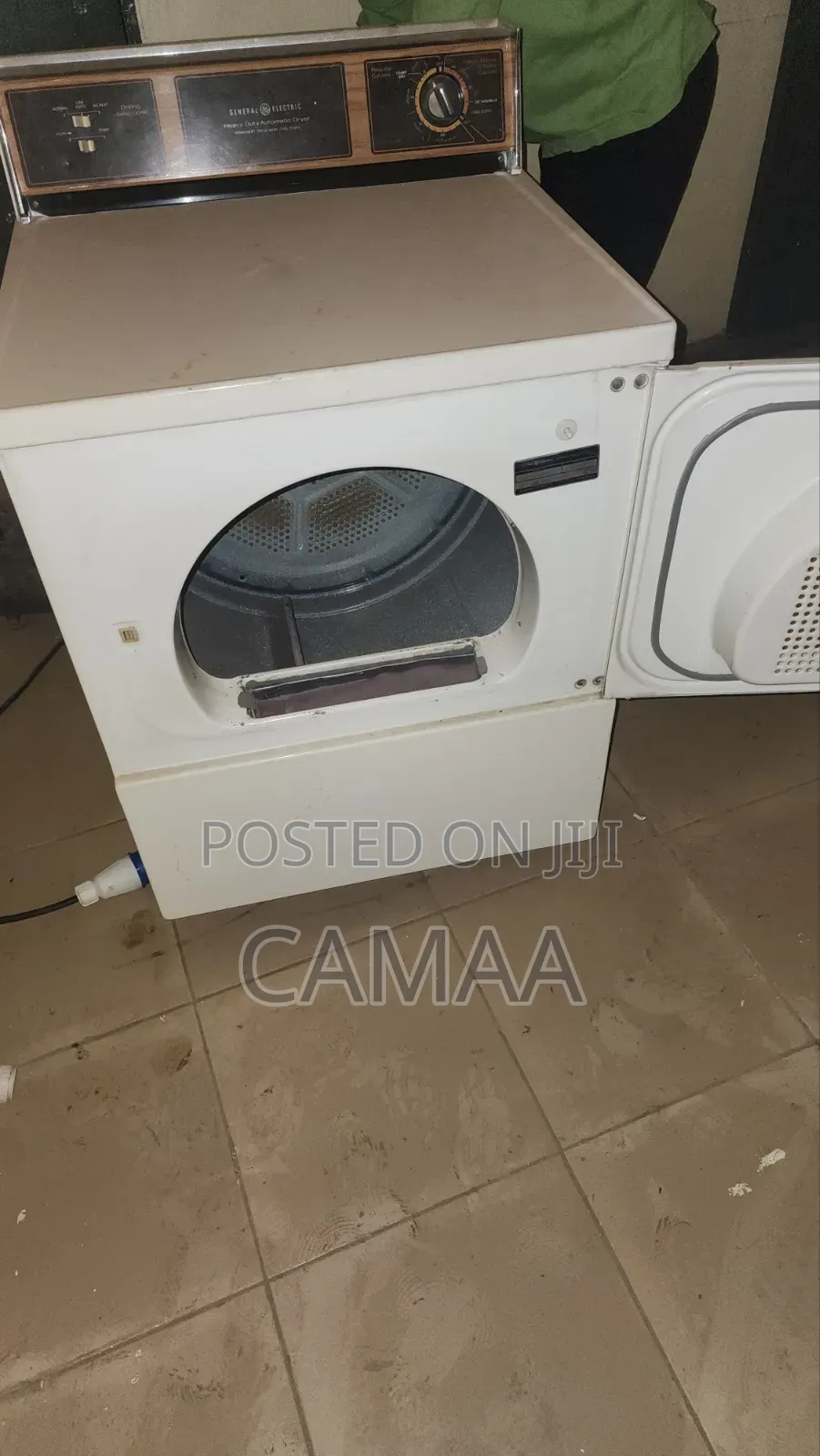 Commercial Washing Machine and Dryer