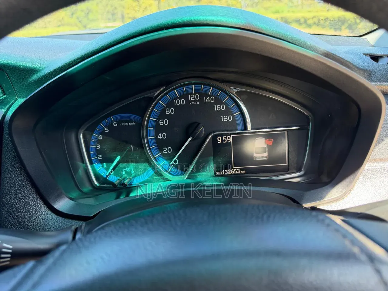 Toyota Axio 1.5 Hybrid 2WD 2016 White