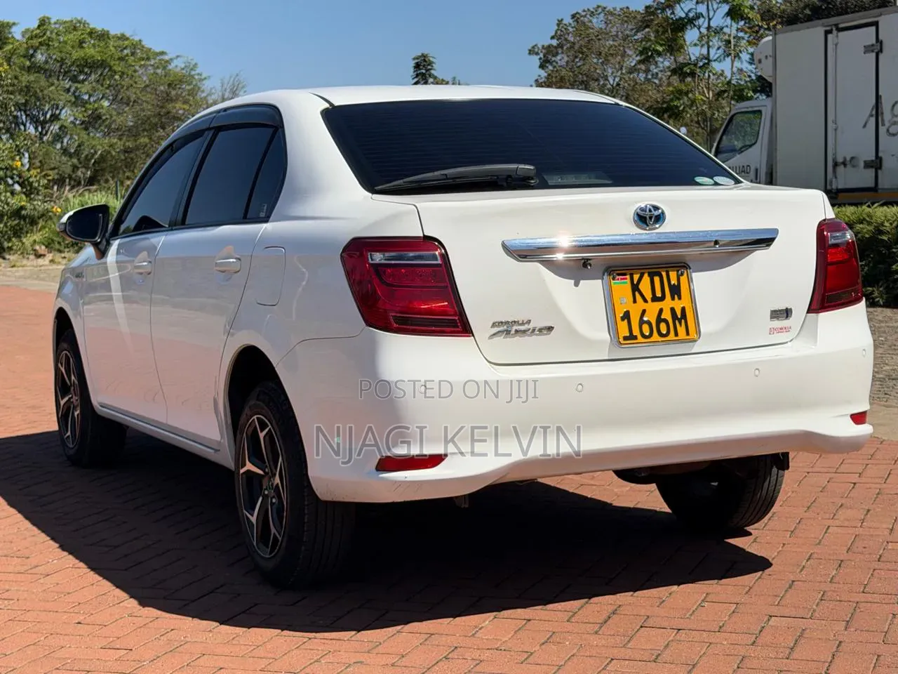 Toyota Axio 1.5 Hybrid 2WD 2016 White