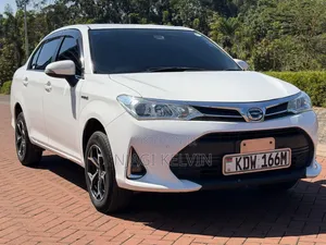 Toyota Axio 1.5 Hybrid 2WD 2016 White